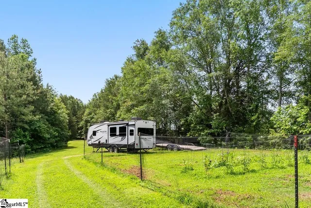 $750,000 | 2115 Price House Road, Woodruff, SC 29388