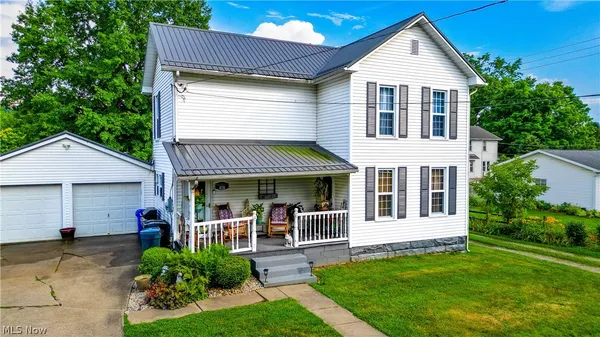 $275,000 | 418 Tuscarawas Avenue East, Gnadenhutten, OH 44629