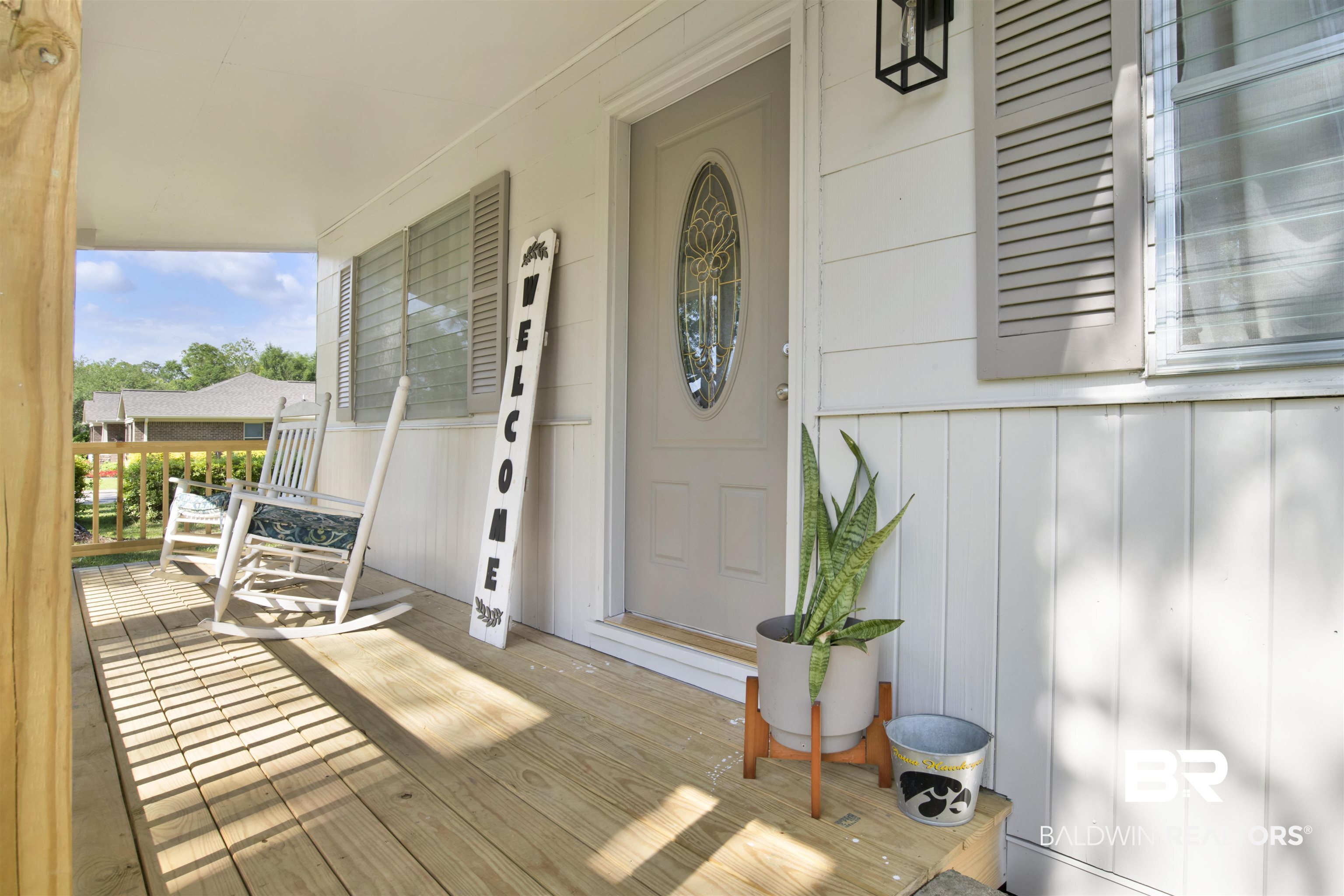 1106 North Pine Street Loxley, AL 36551 - Photo 3 of 32 Front Porch