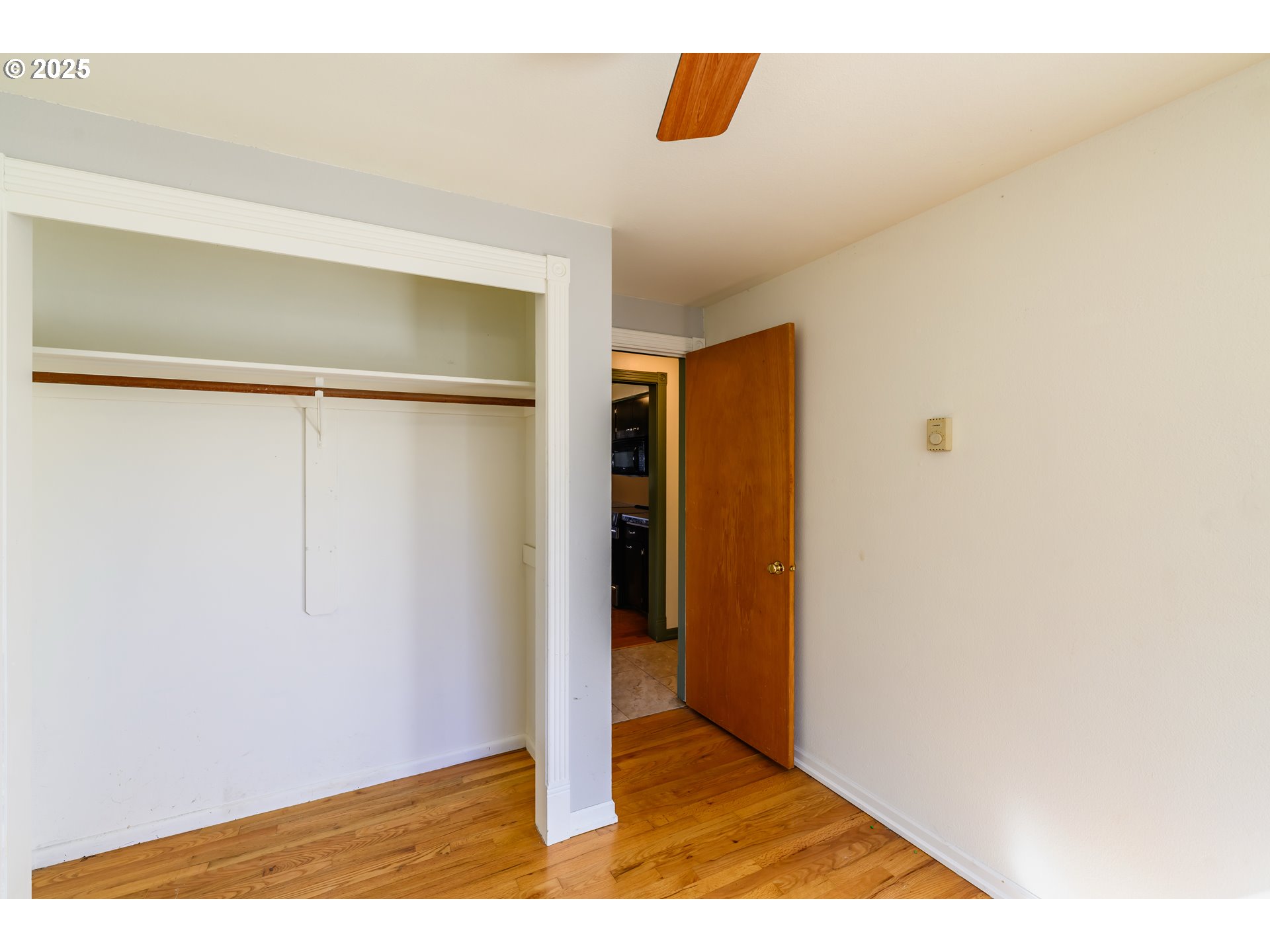 3854 Jasper Road Springfield, OR 97478 - Photo 25 of 33 a view of an empty room