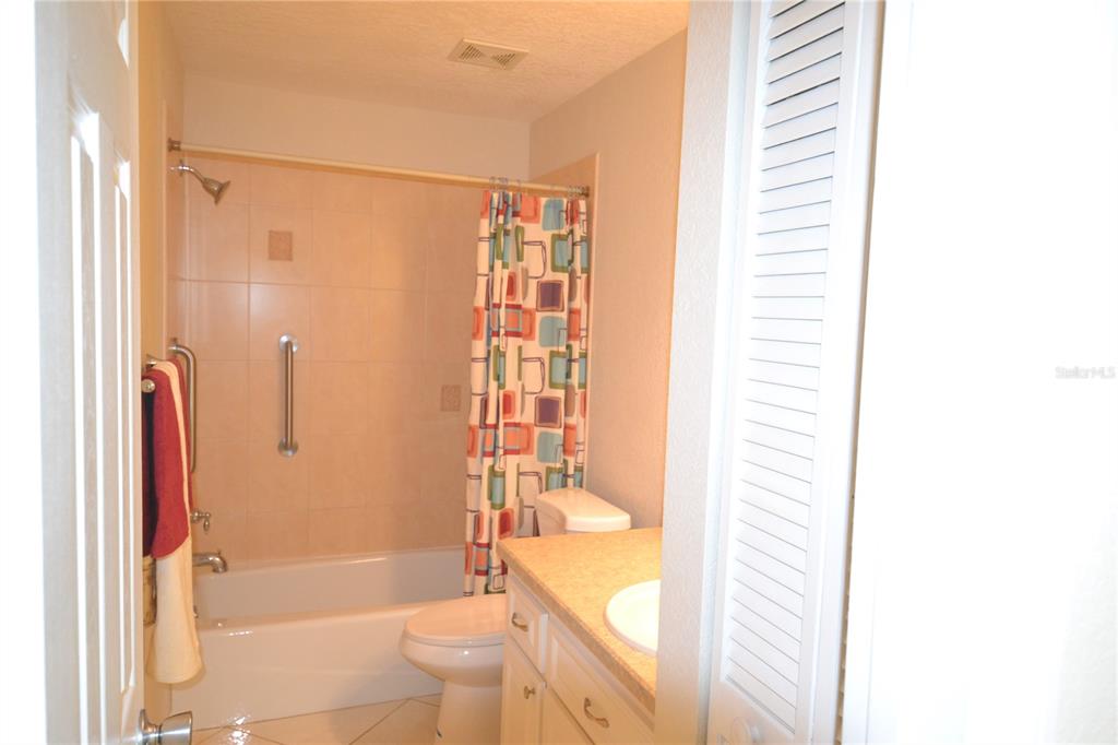 605 Lennox Road West Palm Harbor, FL 34683 - Photo 18 of 37