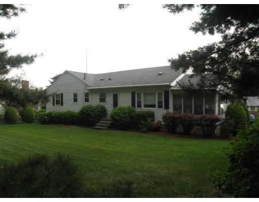 8 Albamont Road Winchester, MA 01890 - Photo 2 of 6 Gallery Image 2