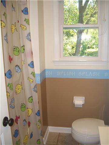 5324 Hunters Ridge Nashville, TN 37211 - Photo 14 of 19 Cute hall bath!