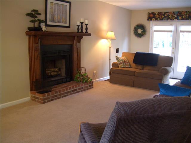 5324 Hunters Ridge Nashville, TN 37211 - Photo 5 of 19 Wood burning fireplace