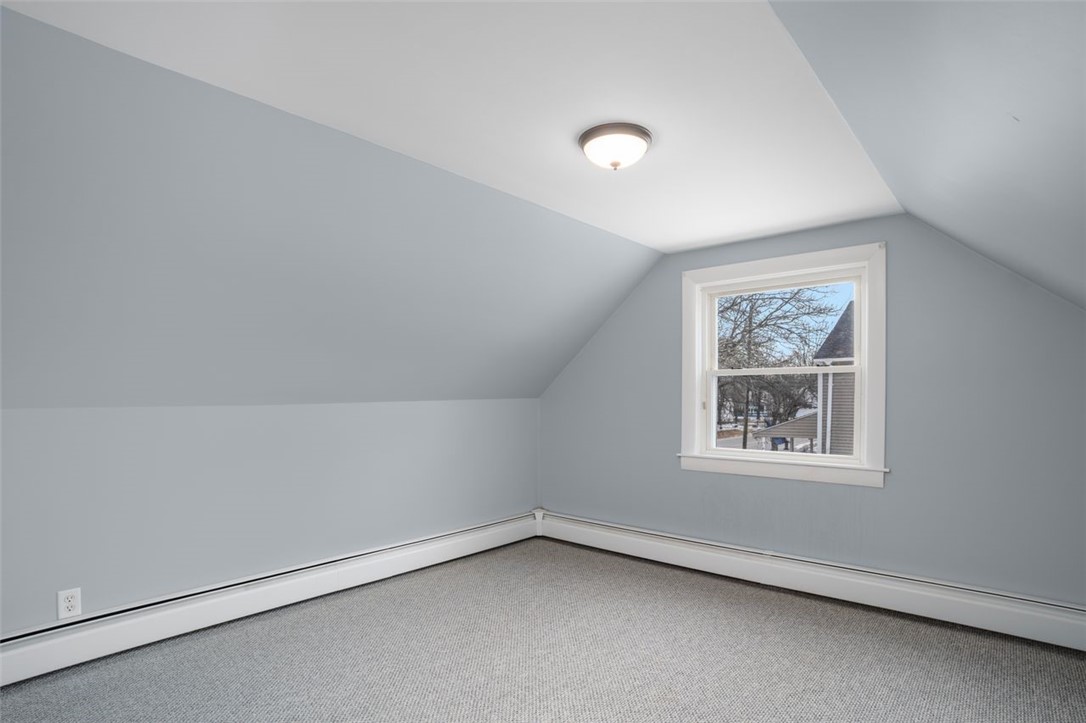 77 Buttonwoods Avenue Warwick, RI 02886 - Photo 25 of 38