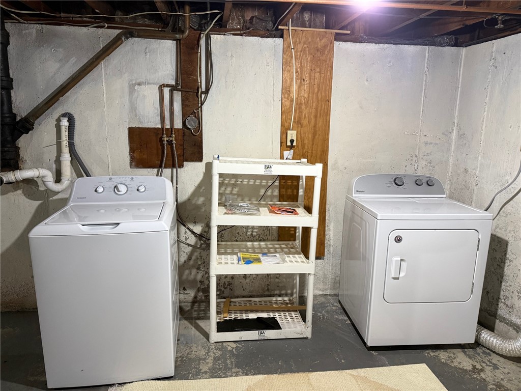 77 Buttonwoods Avenue Warwick, RI 02886 - Photo 38 of 38