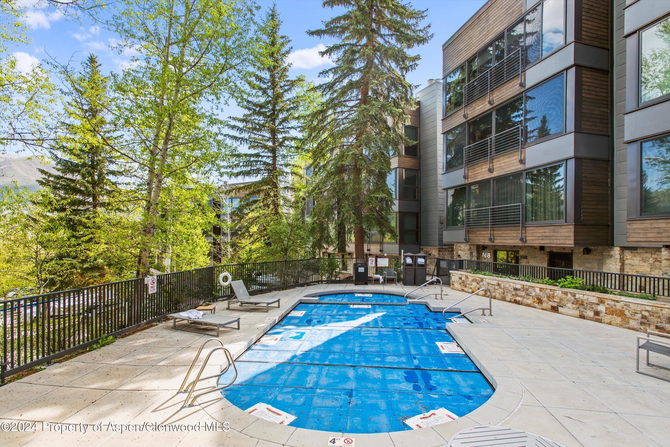 800 South Mill Street, Unit 306 Aspen, CO 81611 - Photo 15 of 16 Complex Pool & Hot Tub