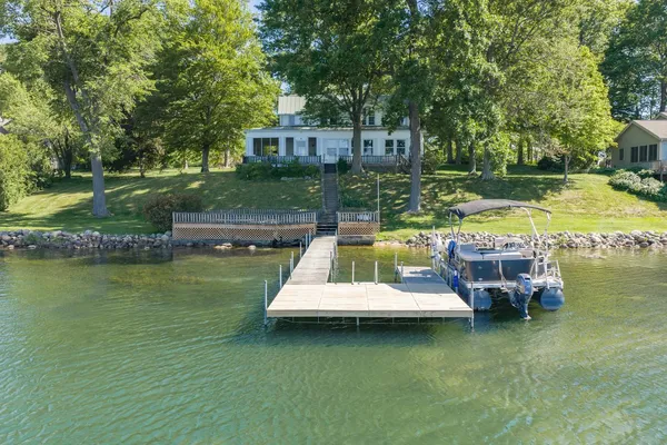 $3,750,000 | 61305 Crooked Creek Road, Cassopolis, MI 49031