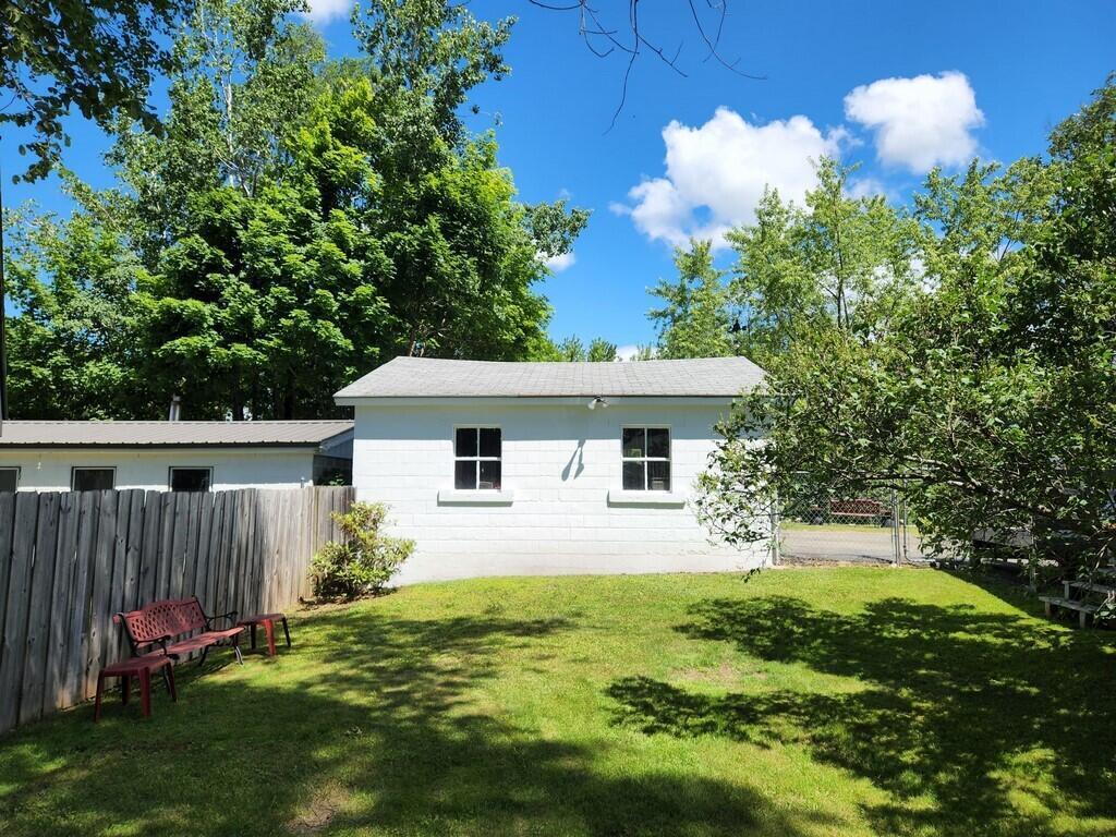 144 State Street Millinocket, ME 04462 - Photo 5 of 80 20220629122459048754000000-o