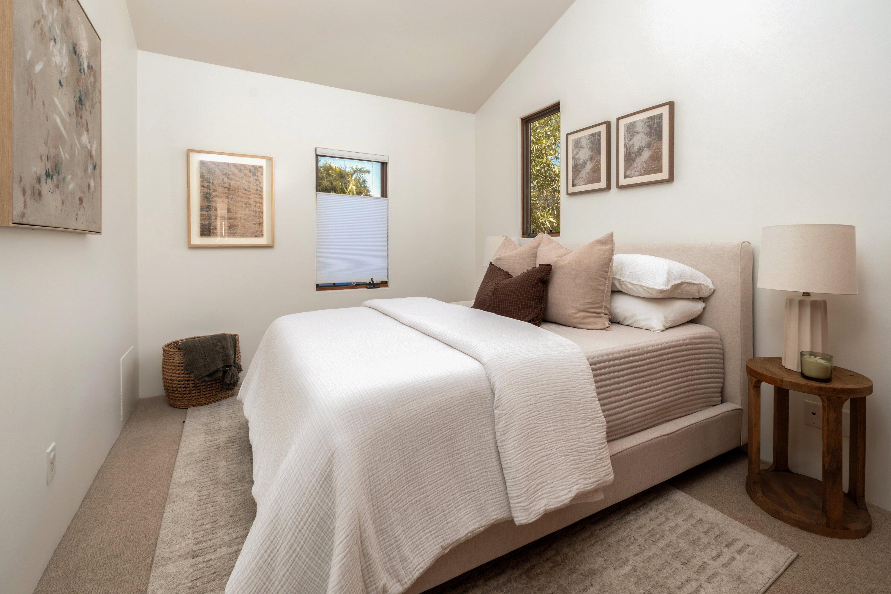 1011 Rinconada Road, Unit B Santa Barbara, CA 93101 - Photo 21 of 26 Bedroom 3