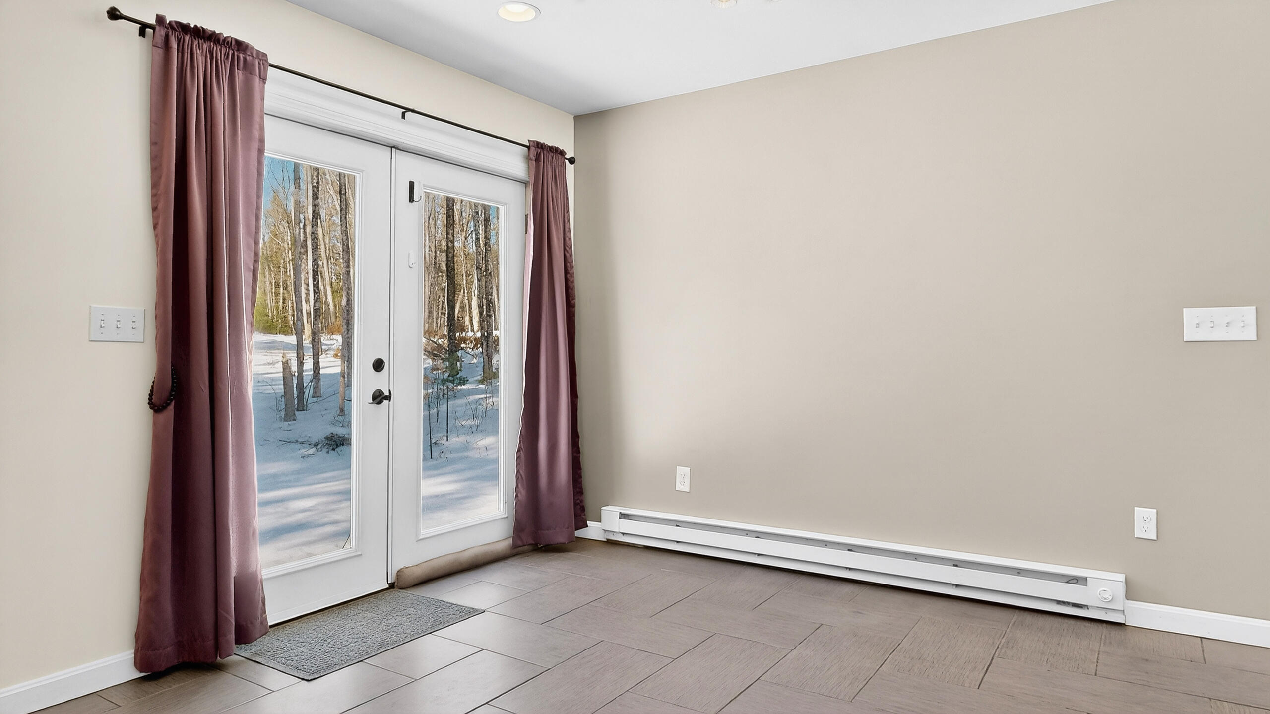 236 Main Street Windham, ME 04062 - Photo 19 of 48 236-Main-Street-Windham-ME-02092026_1650