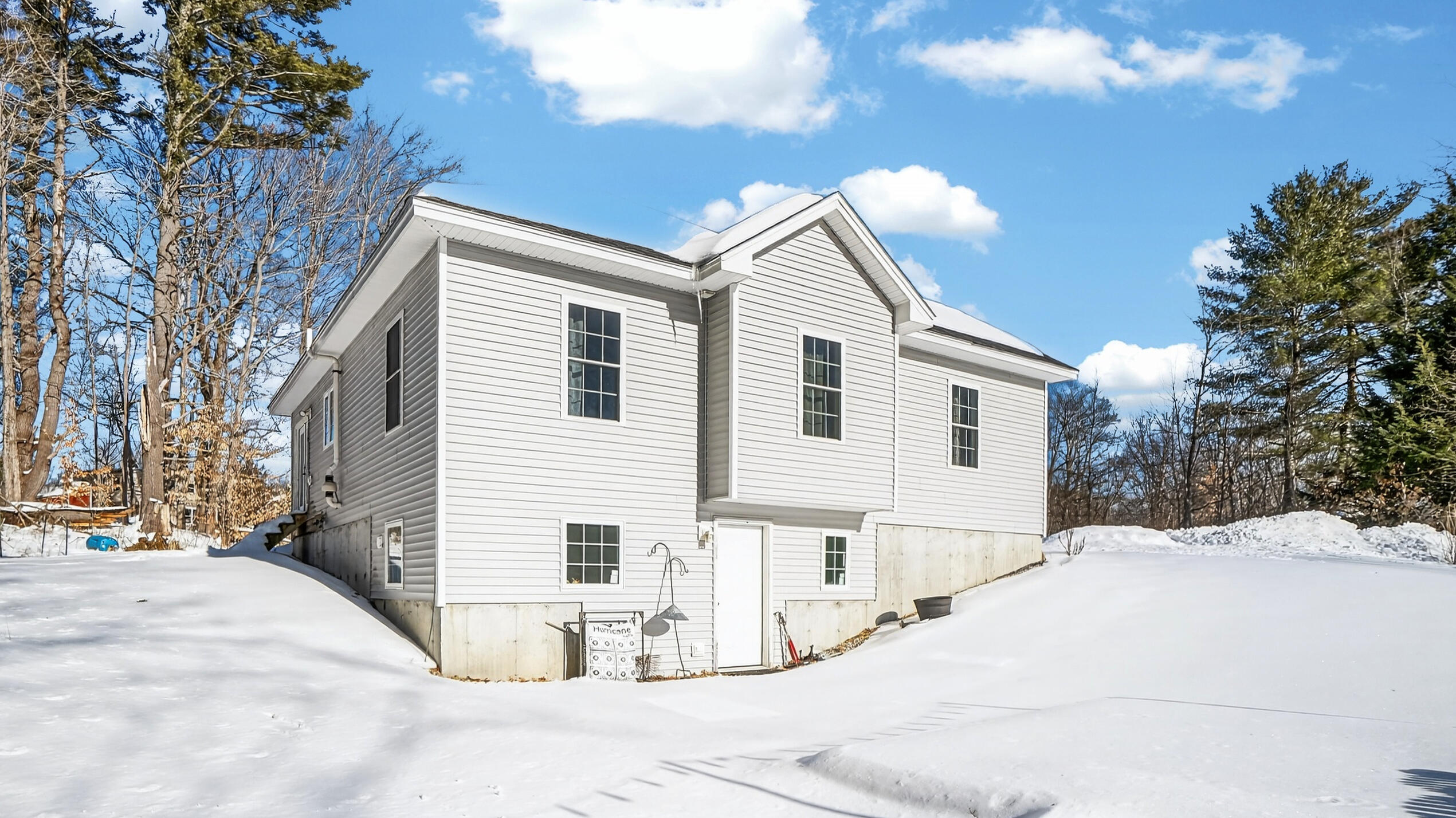 236 Main Street Windham, ME 04062 - Photo 4 of 48 DSC01503