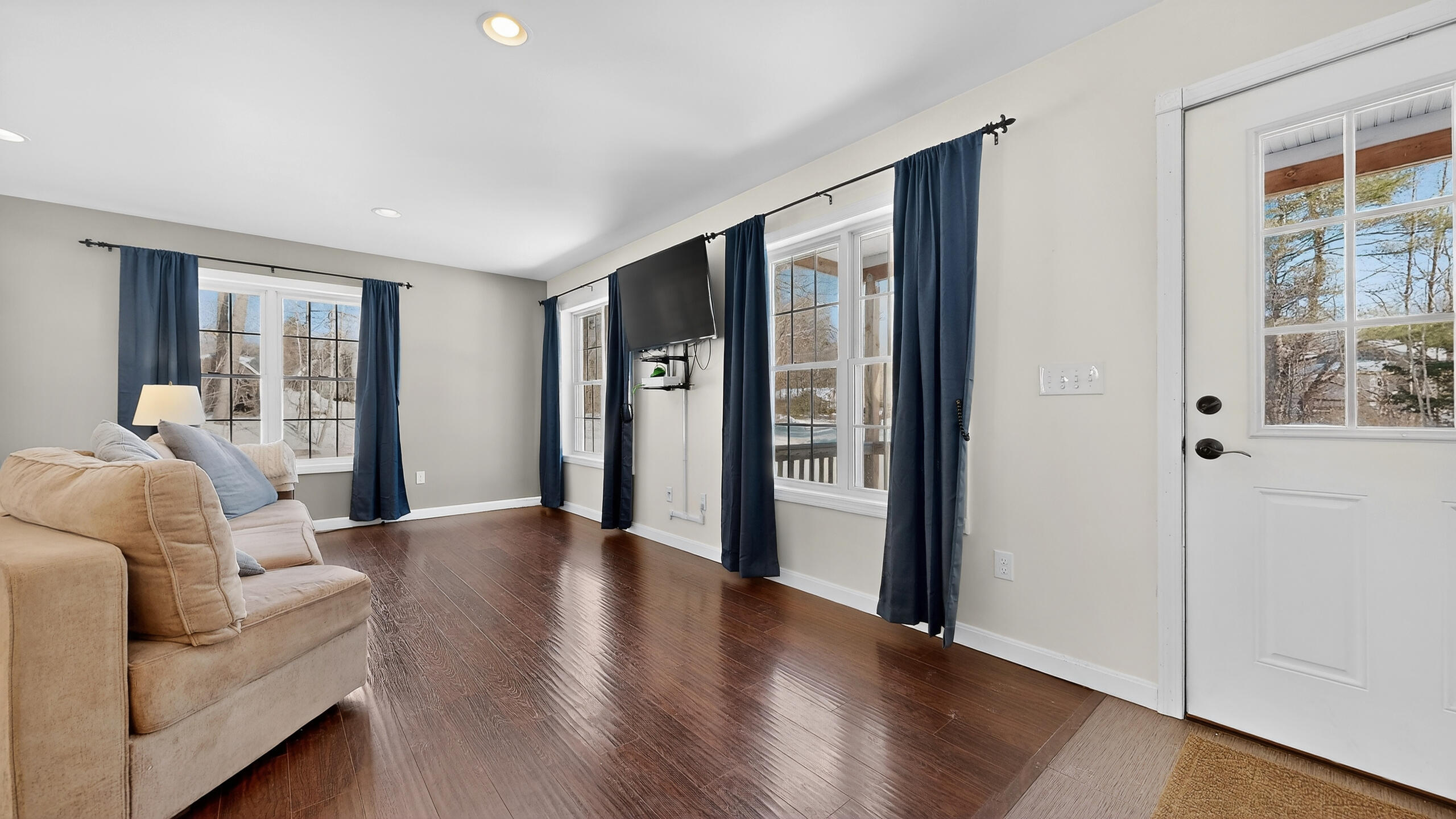 236 Main Street Windham, ME 04062 - Photo 9 of 48 236-Main-Street-Windham-ME-02092026_1647