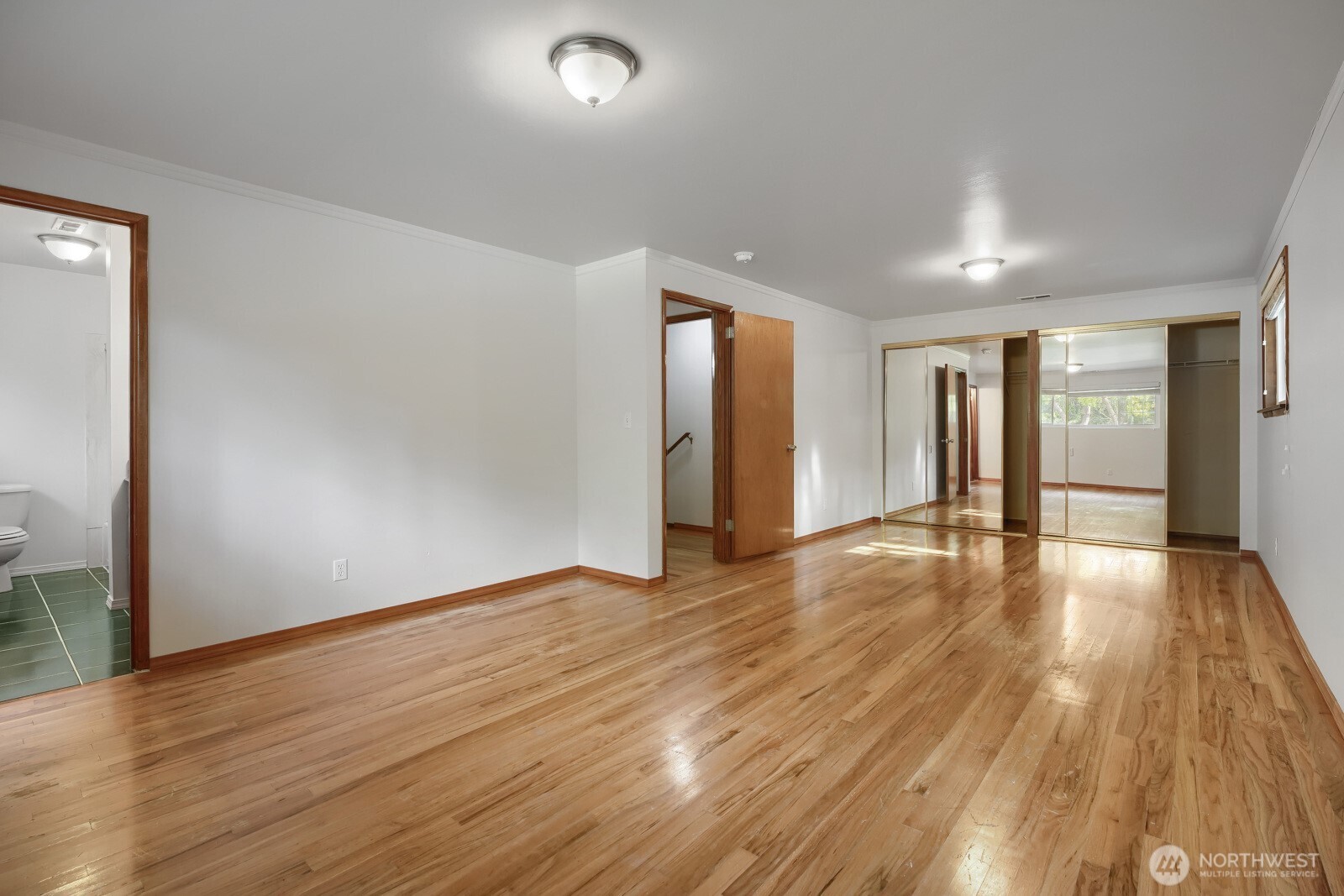 2107 Southwest 316th Street Federal Way, WA 98023 - Photo 5 of 27