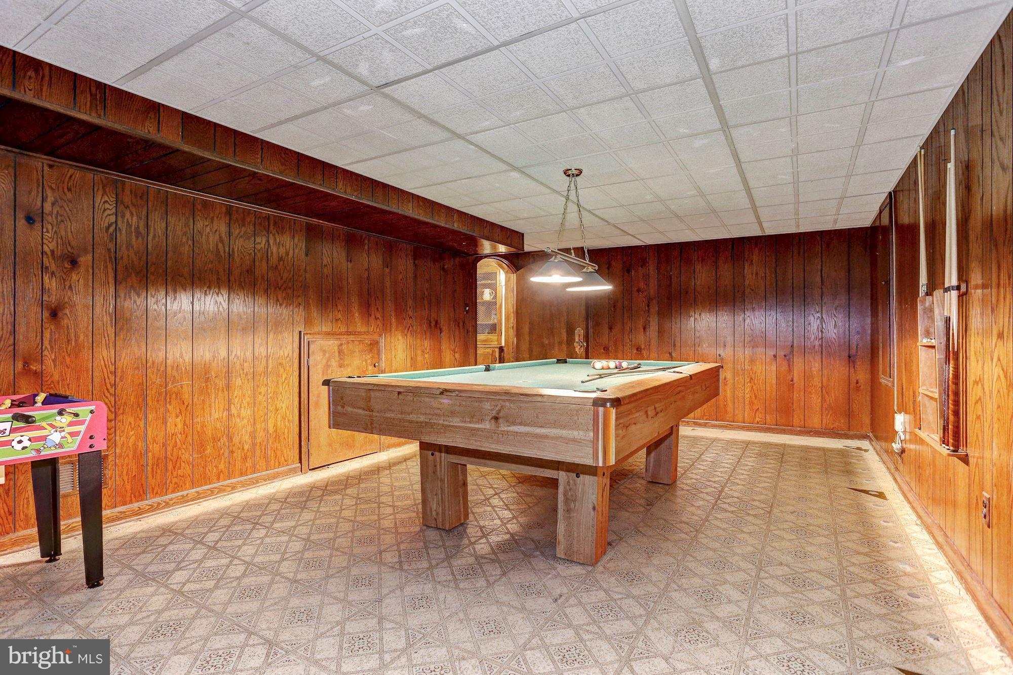 15005 Wellwood Road Silver Spring, MD 20905 - Photo 26 of 30 Separate game room, table to convey