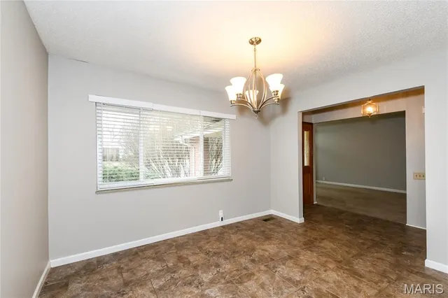 $2,025 | 3665 Hambletonian Drive, Florissant, MO 63033