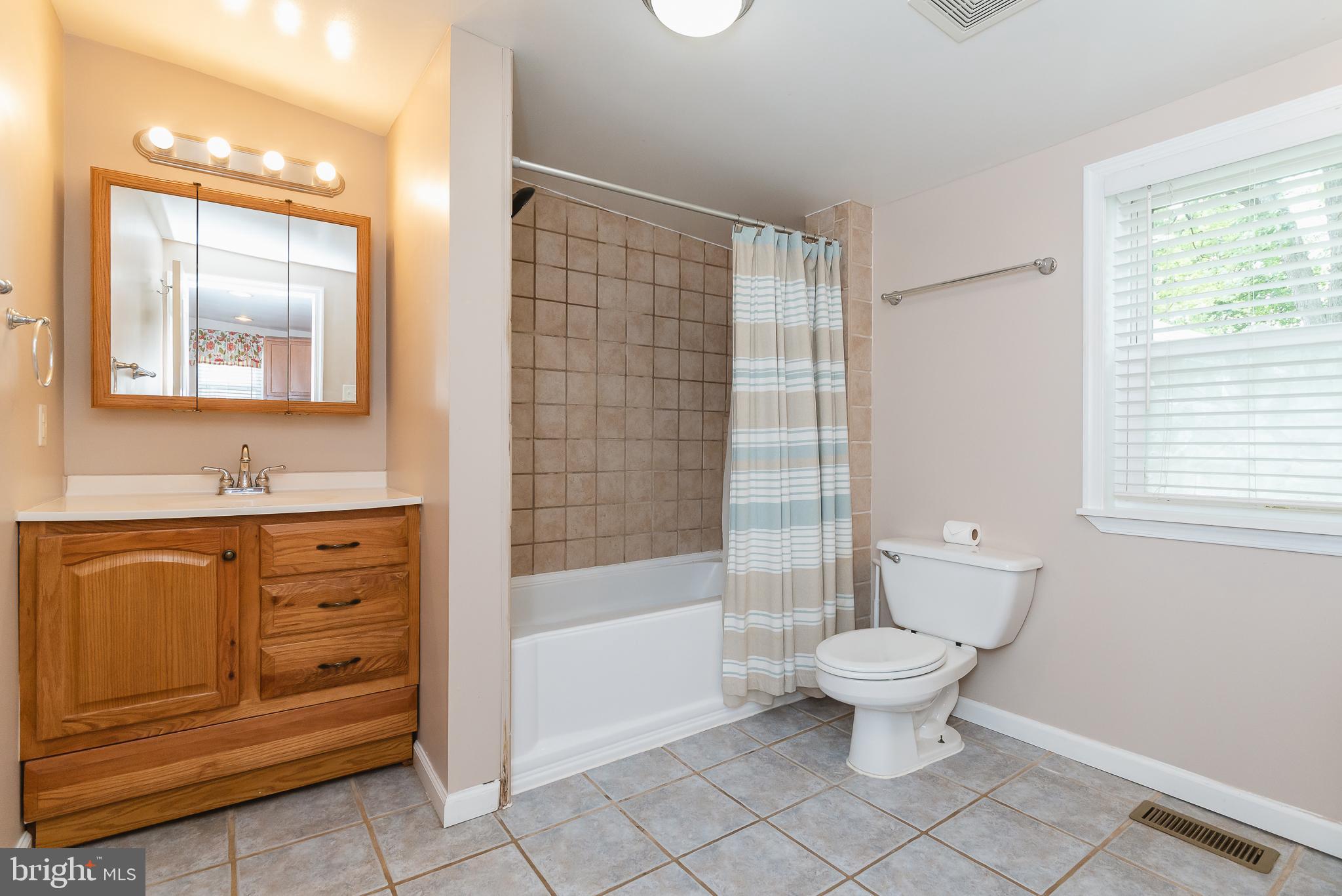 355 Stillwater Road Essex, MD 21221 - Photo 33 of 43 Bath/Laundry