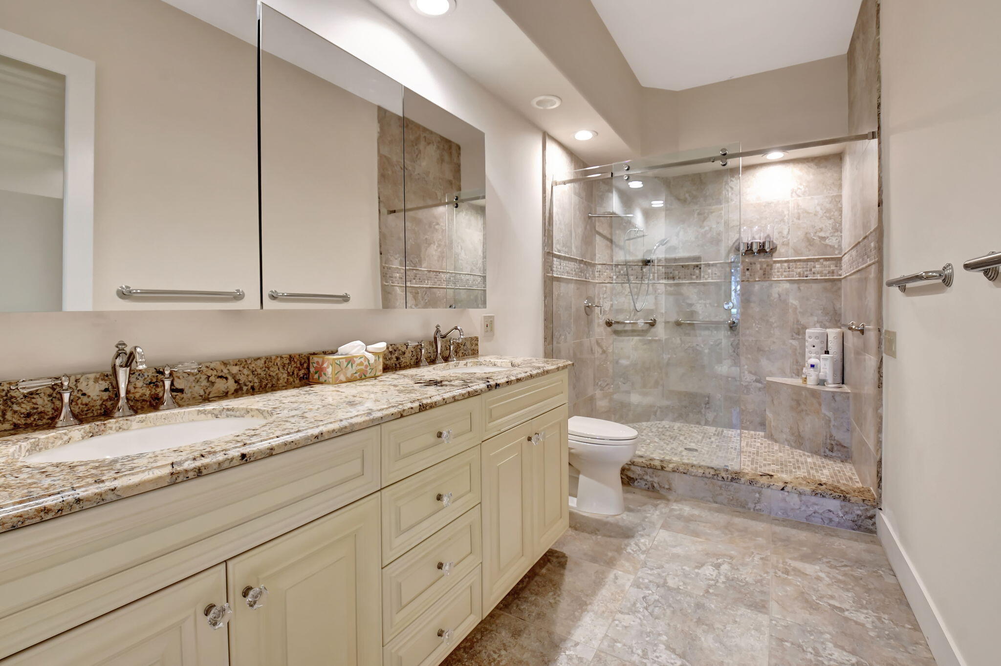 21267 Clubside Drive, Unit D Boca Raton, FL 33434 - Photo 28 of 80 28-web-or-mls-DSC_3899