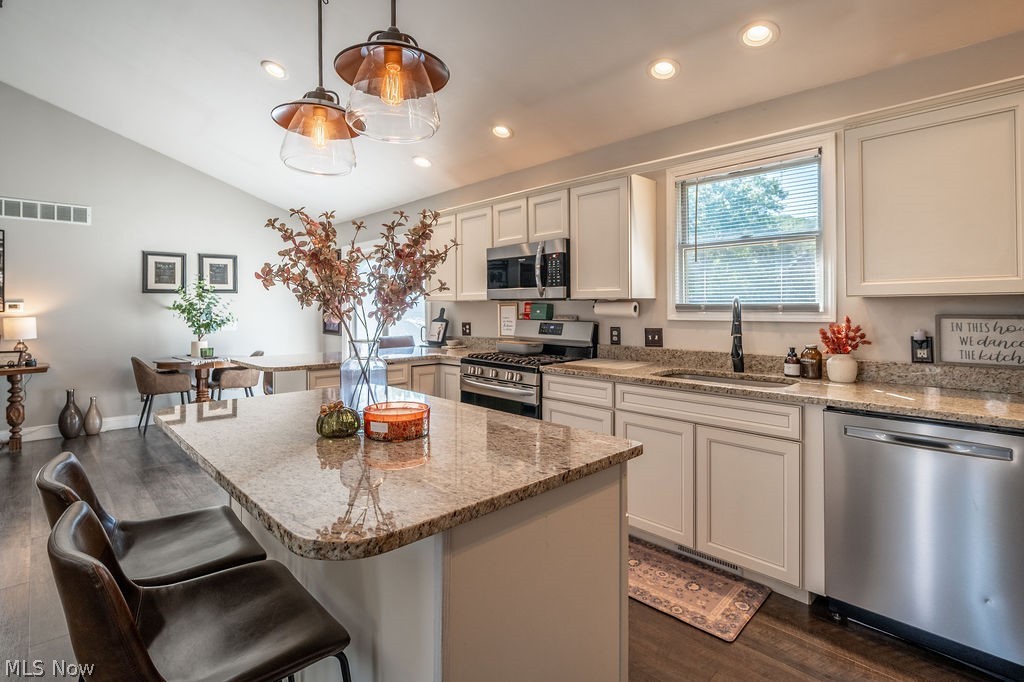 2891 Waterford Road Marietta, OH 45750 - Photo 6 of 30