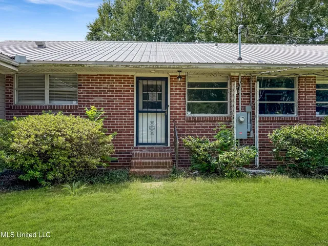 $110,000 | 2391 Old Benton Road, Yazoo City, MS 39194