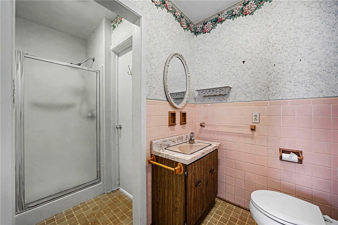 615 N Road Wheatland, NY 14546 - Photo 17 of 33 Main Floor Full Bathroom