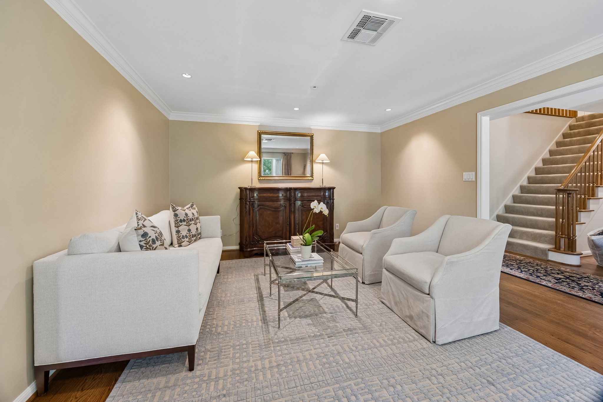 922 Old Lake Road Houston, TX 77057 - Photo 5 of 24