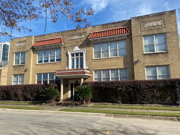 $2,250 | 3015 Caroline Street, Unit D, Houston, TX 77004