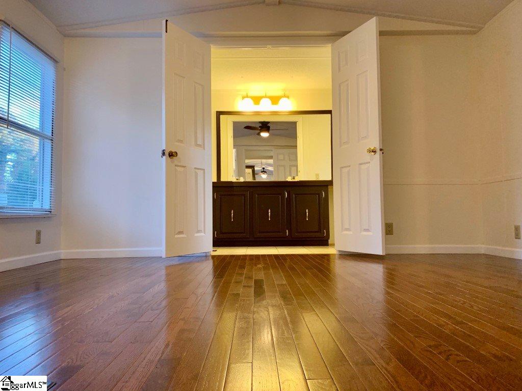 928 Harvey Road Greer, SC 29651 - Photo 14 of 36 Gallery Image 14