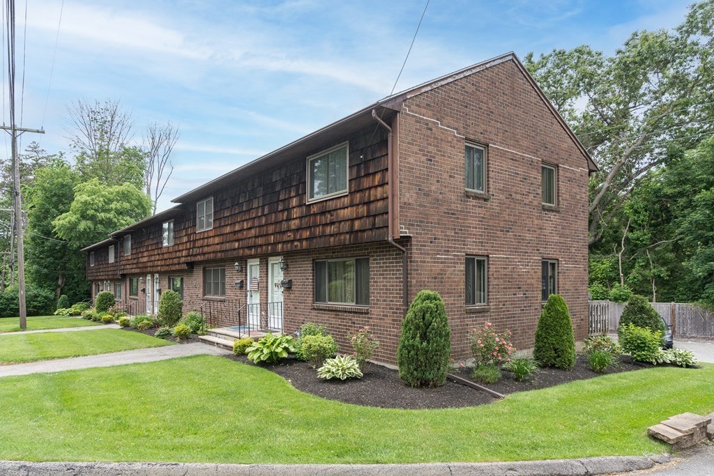 49 Lupine Road, Unit 2 Andover, MA 01810 - Photo 33 of 33 Gallery Image 33