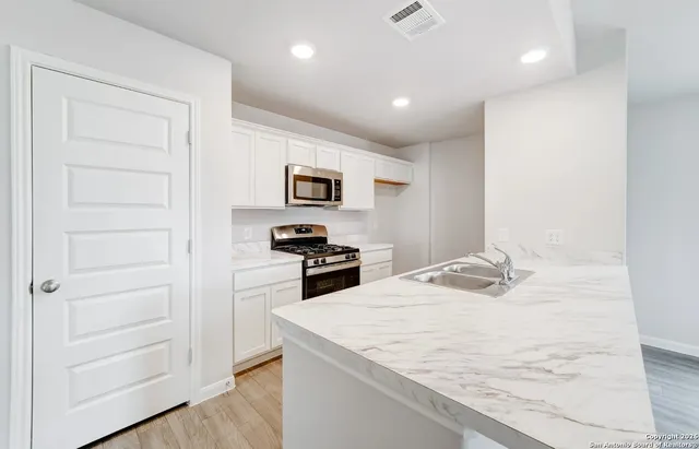 $222,990 | 103 Boulder Ridge Drive, Cuero, TX 77954