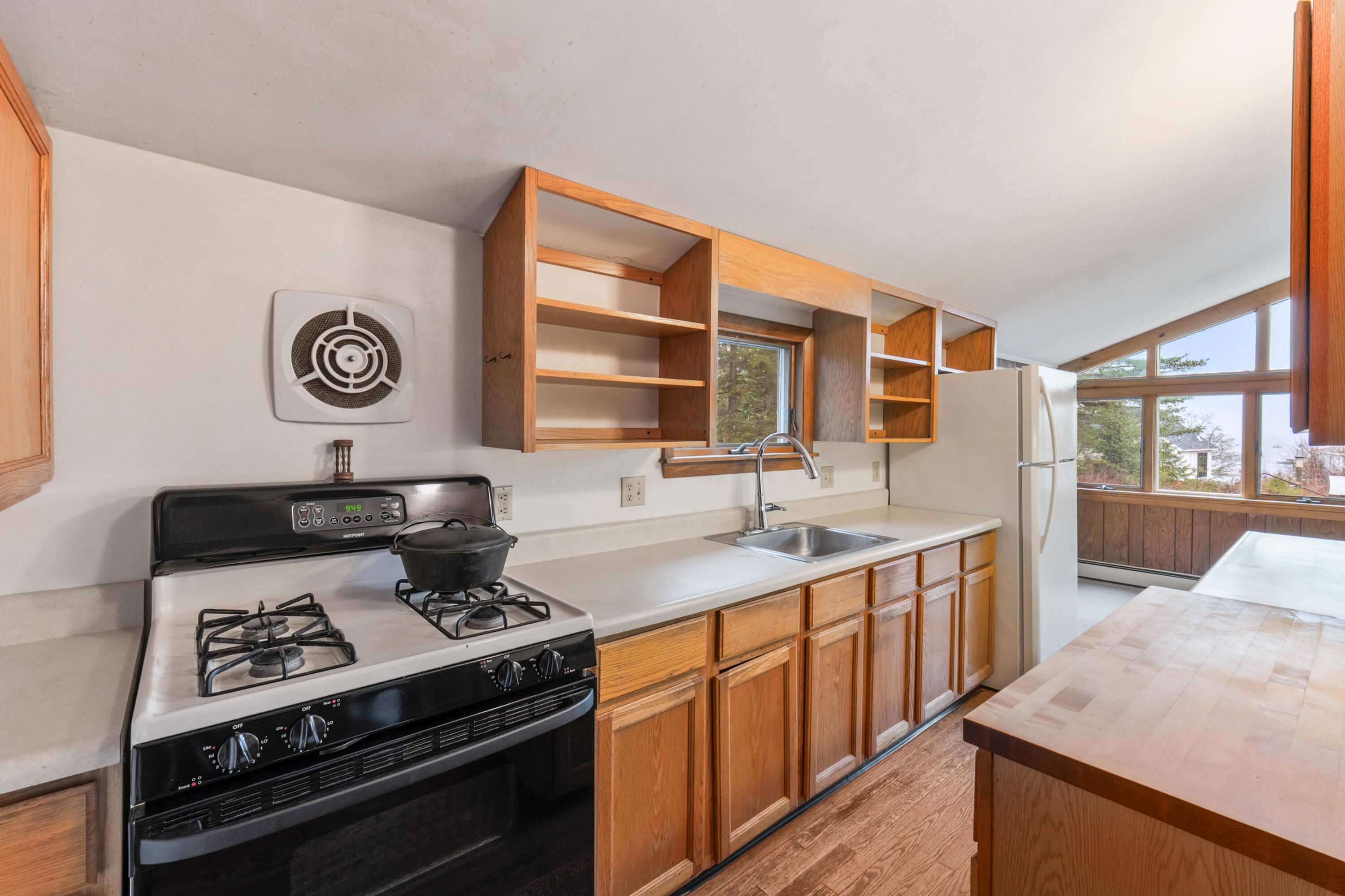 20 Holbrook Street Harpswell, ME 04079 - Photo 8 of 42 photos_high_resolution_20_Holbrook_St_01