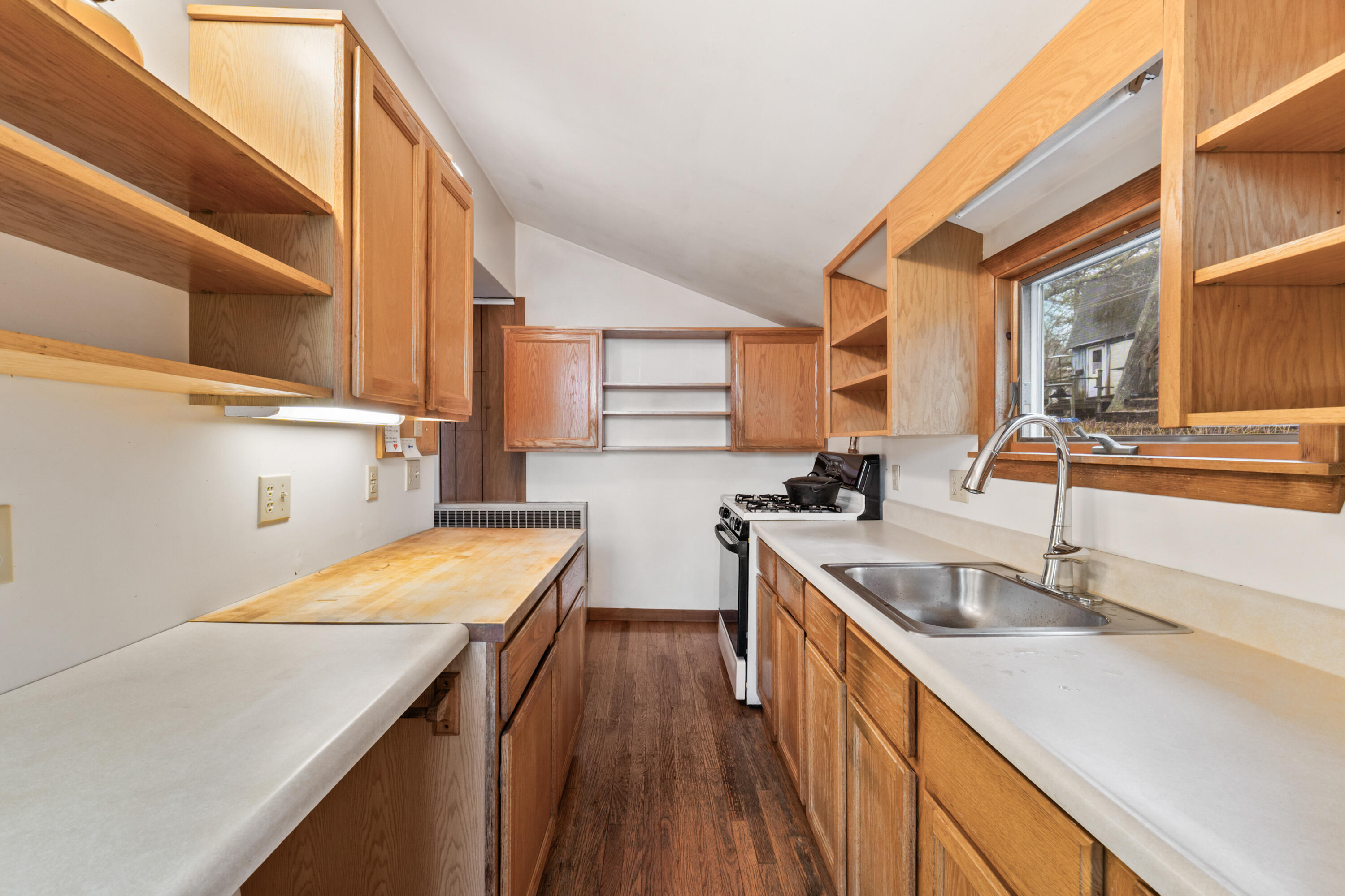 20 Holbrook Street Harpswell, ME 04079 - Photo 9 of 42 photos_high_resolution_20_Holbrook_St_01