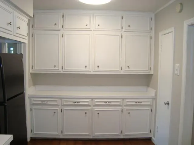 a close view of white cabinets