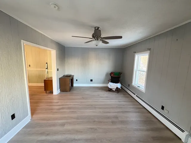 $2,300 | 262 Oak Hill Road, Unit 2, Fitchburg, MA 01420