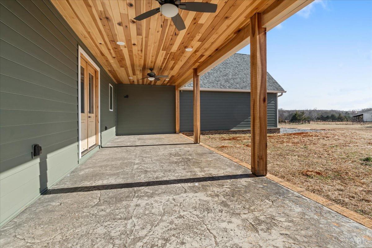 4615 Everett Road Forest, VA 24551 - Photo 25 of 56