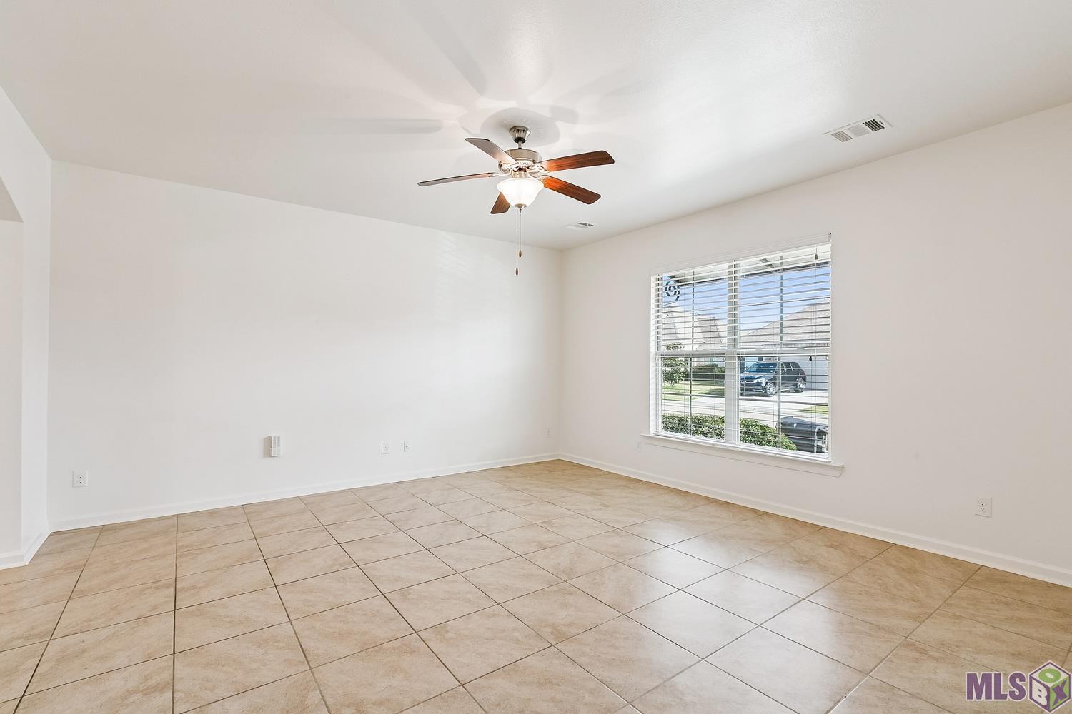 7804 West Pelican Lks Avenue Baton Rouge, LA 70820 - Photo 9 of 18