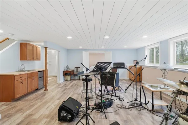 $1,150,000 | 55-57 Lefebvre Lane, Williston, VT 05495