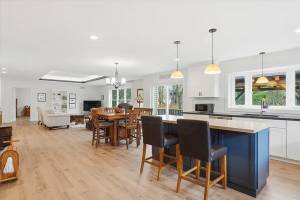 $1,150,000 | 55-57 Lefebvre Lane, Williston, VT 05495