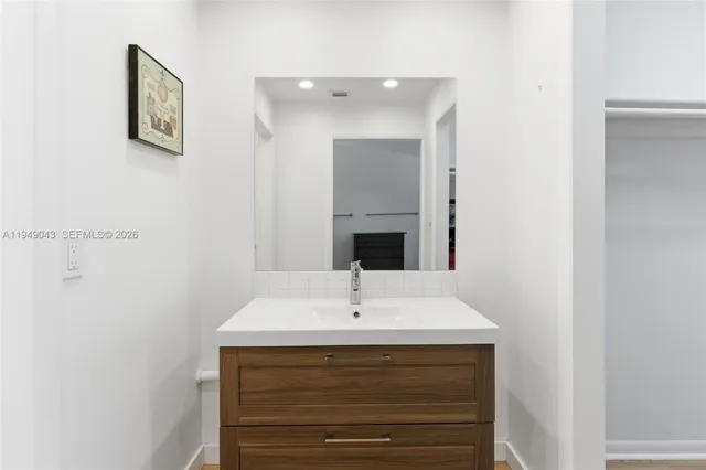 $535,000 | 7707 Southwest 105th Place, Miami, FL 33173