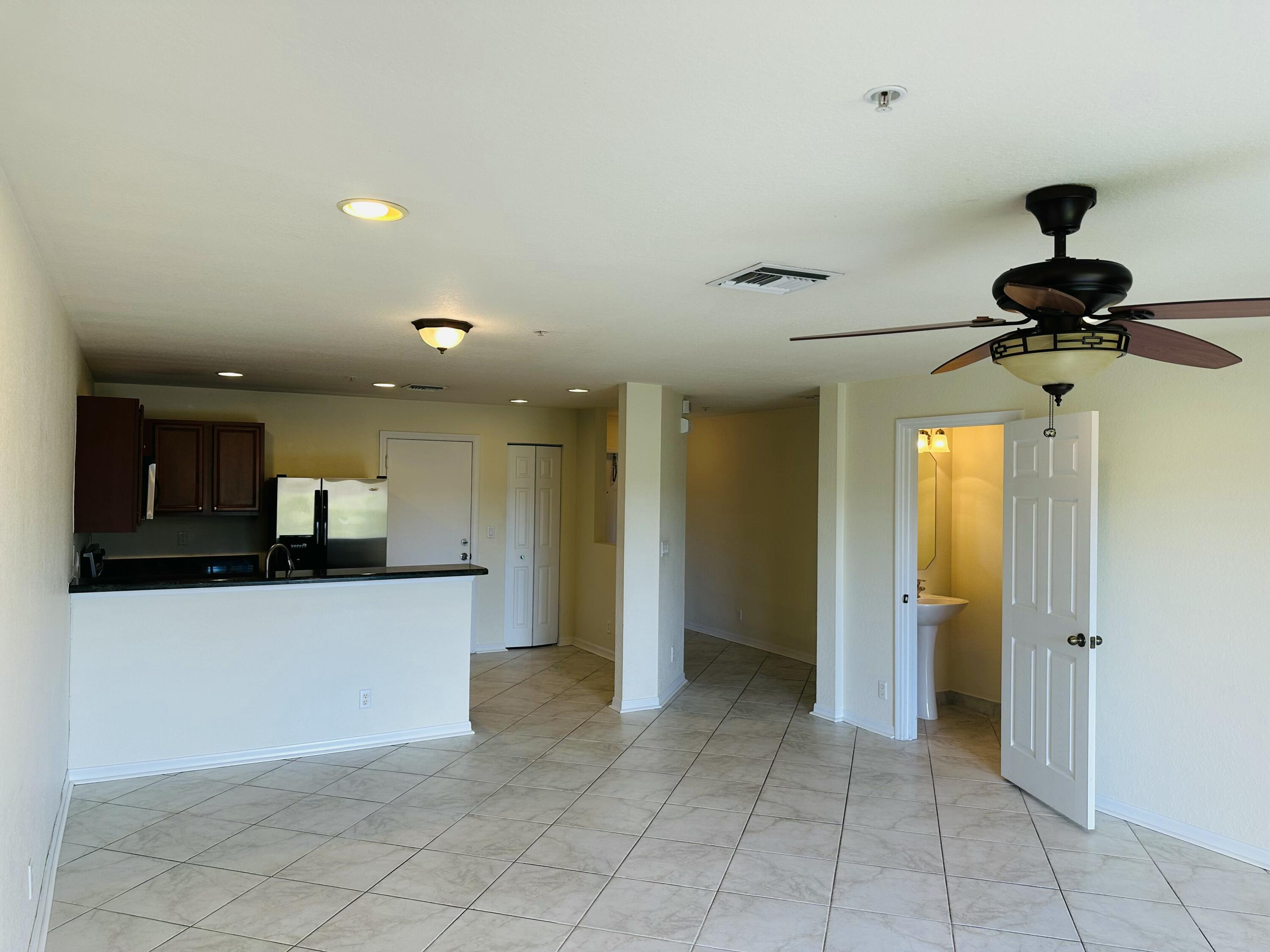 5313 Southeast Jennings Lane Stuart, FL 34997 - Photo 3 of 11 IMG_9062