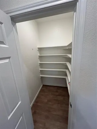 $1,800 | 1138 Alvarado Street, Unit B, Cleburne, TX 76031