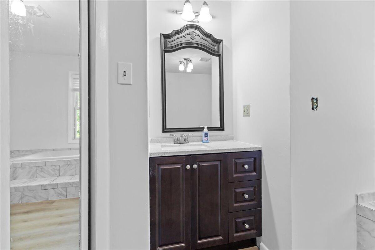 3131 Green Ridge Road Roanoke, VA 24019 - Photo 9 of 41 24-3131 Green Ridge Rd-24