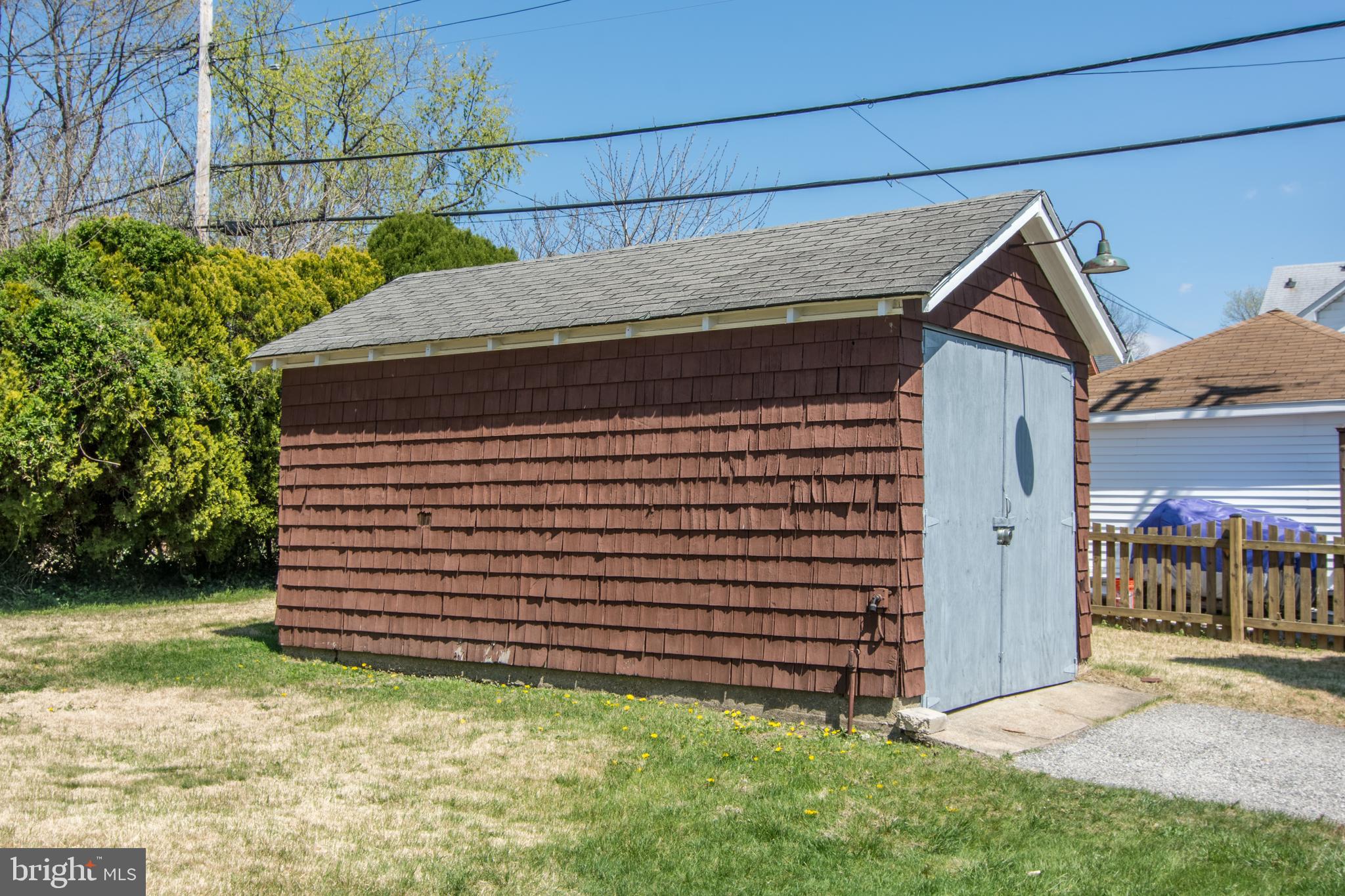 5601 Tramore Road Baltimore, MD 21214 - Photo 27 of 32 Storage shed with parking pad
