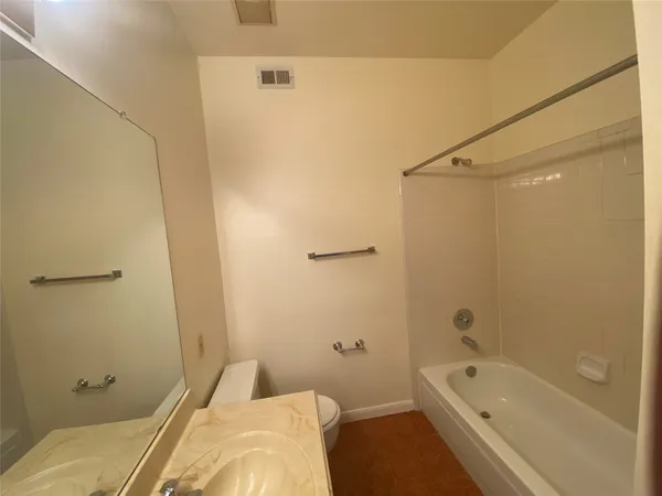 $1,800 | 2856 Holly Hall Street, Unit 2856, Houston, TX 77054