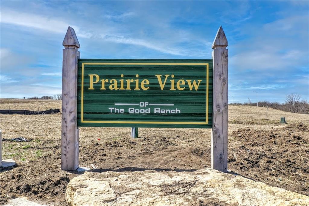 1406 Larkspur Place Raymore, MO 64083 - Photo 2 of 3