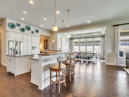 $815,000 | 114 North Braided Branch Drive, Tomball, TX 77375