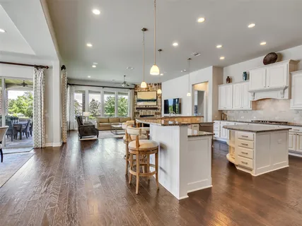 $815,000 | 114 North Braided Branch Drive, Tomball, TX 77375