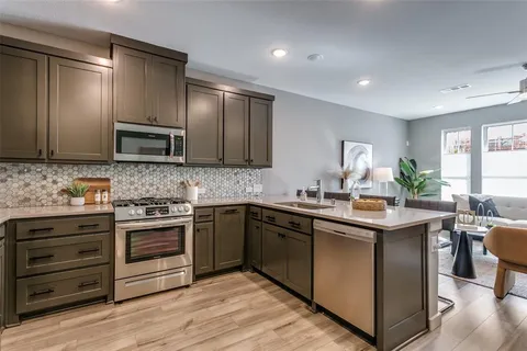 $469,900 | 1342 Madison Avenue, Flower Mound, TX 75028