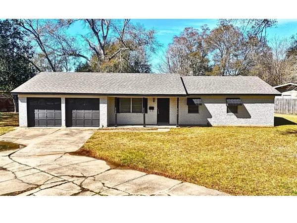 $189,500 | 390 Bradford Drive, Beaumont, TX 77707