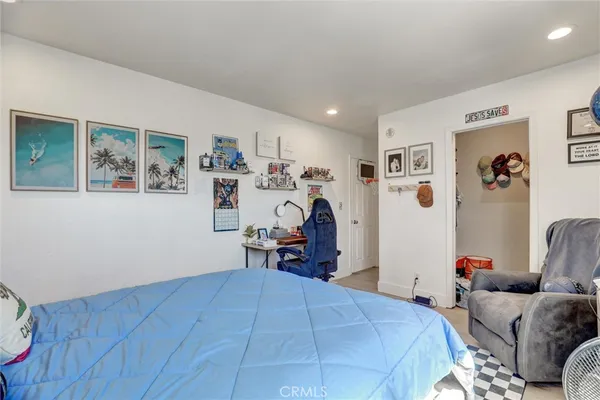 a view of a house with a outdoor space